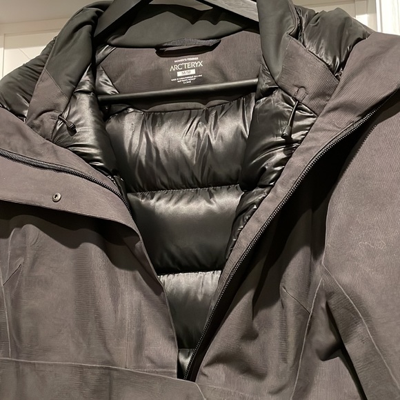 Arc’teryx Patera Parka Size Medium - Picture 2 of 9